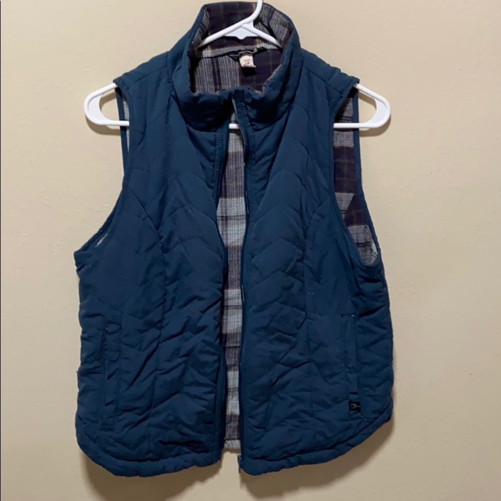 Zip up vest